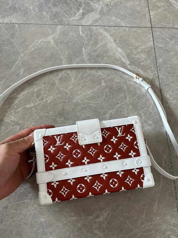 BFWD - LOV Bags - 2039 - tntwear1