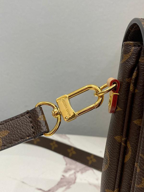 BFWD - LOV Bags - 1903 - tntwear1
