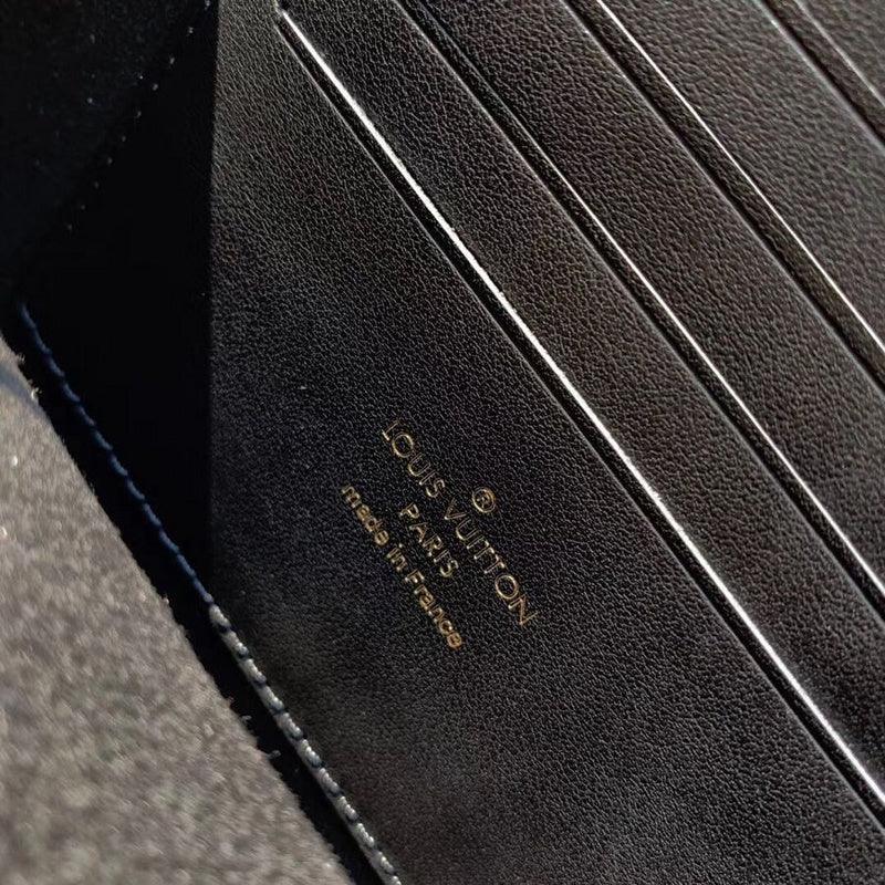 BFWD - LOV Bags - 1917 - tntwear1