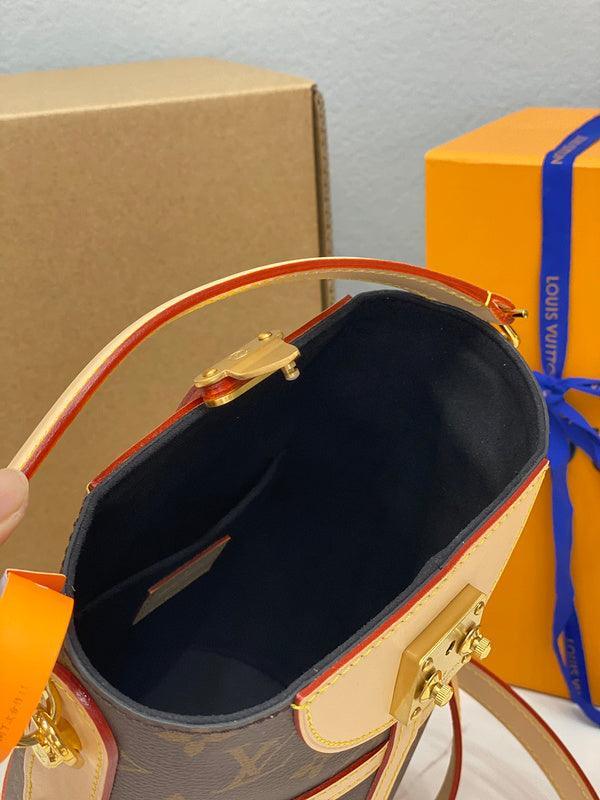 BFWD - LOV Bags - 1873 - tntwear1