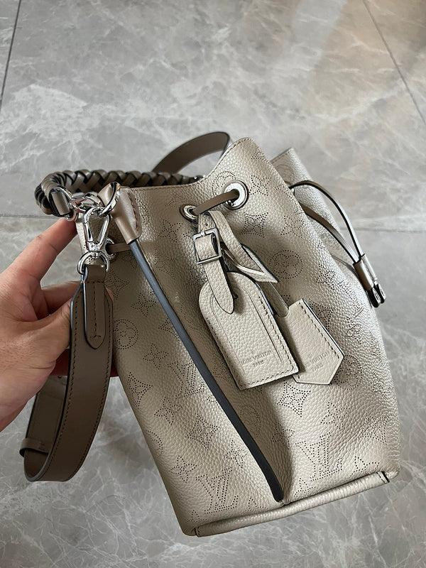 BFWD - LOV Bags - 2010 - tntwear1