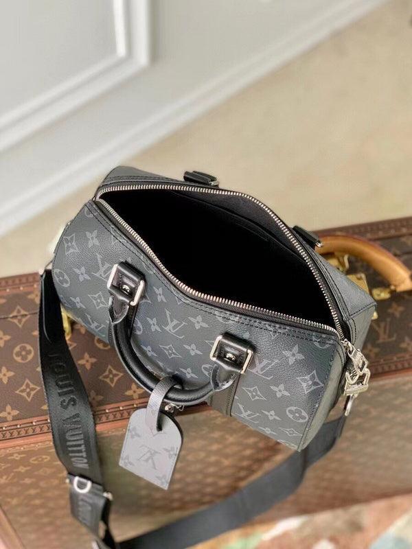 BFWD - LOV Bags - 1944 - tntwear1