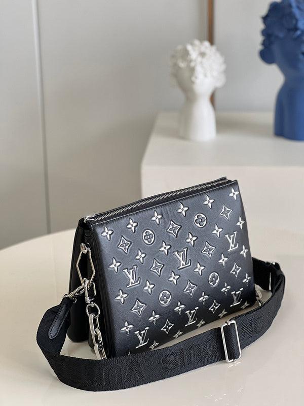 BFWD - LOV Bags - 1949 - tntwear1