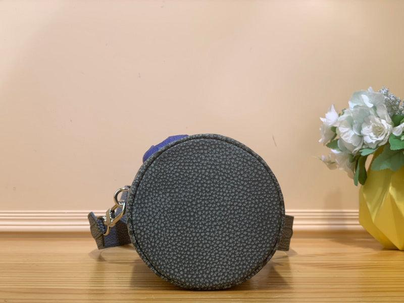BFWD - LOV Bags - 1827 - tntwear1