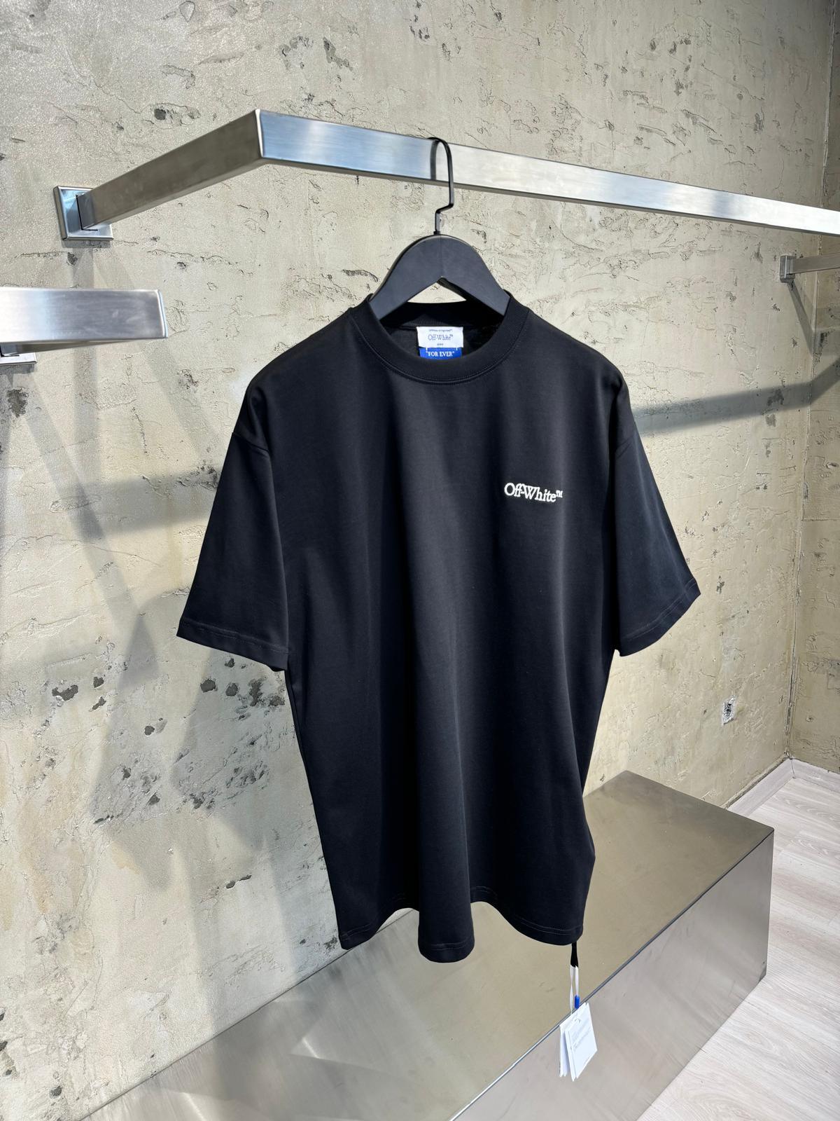 OFF-WHITE T-SHIRT 001