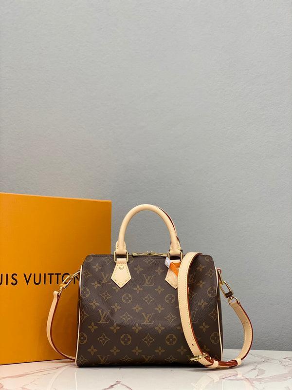 BFWD - LOV Bags - 1881 - tntwear1
