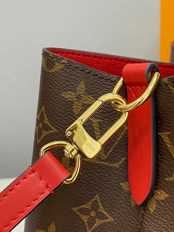 BFWD - LOV Bags - 1900 - tntwear1