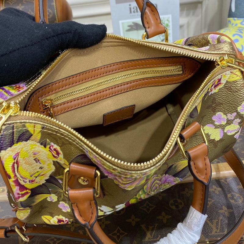 BFWD - LOV Bags - 2242 - tntwear1
