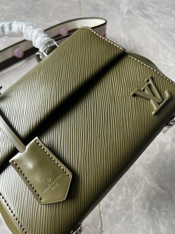 BFWD - LOV Bags - 2107 - tntwear1
