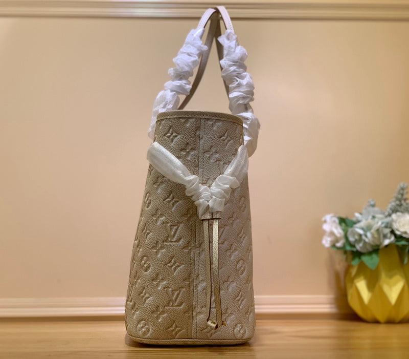 BFWD - LOV Bags - 2302 - tntwear1