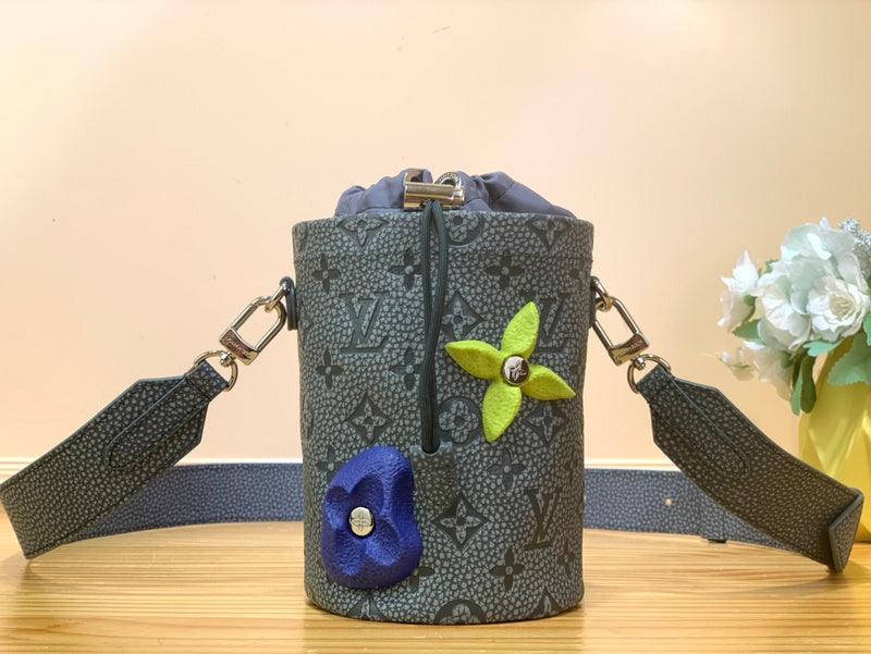 BFWD - LOV Bags - 1827 - tntwear1