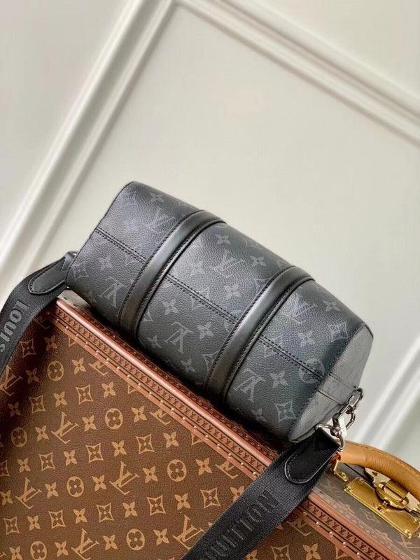 BFWD - LOV Bags - 1944 - tntwear1