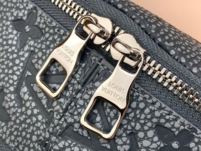 BFWD - LOV Bags - 1820 - tntwear1