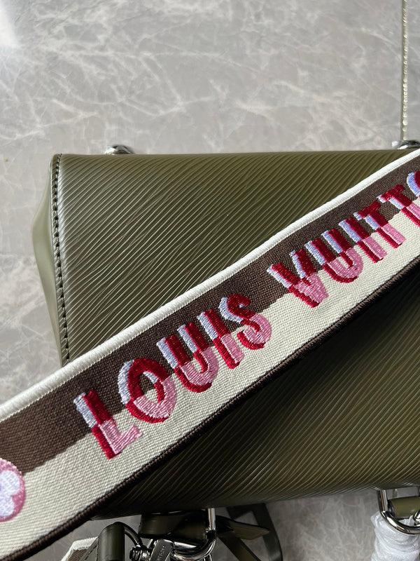 BFWD - LOV Bags - 2107 - tntwear1