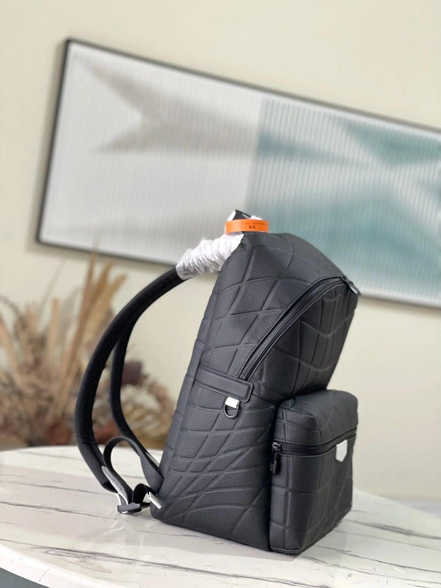 LV Monogram Taiga Ipad M21391 - tntwear1