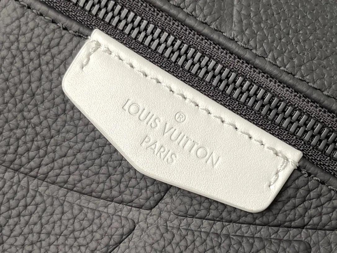 LV Monogram Taiga Ipad M21391 - tntwear1