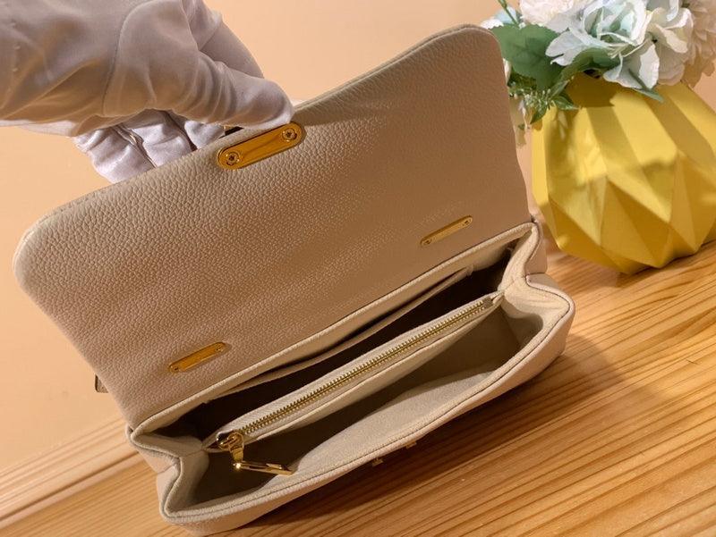 BFWD - LOV Bags - 1857 - tntwear1
