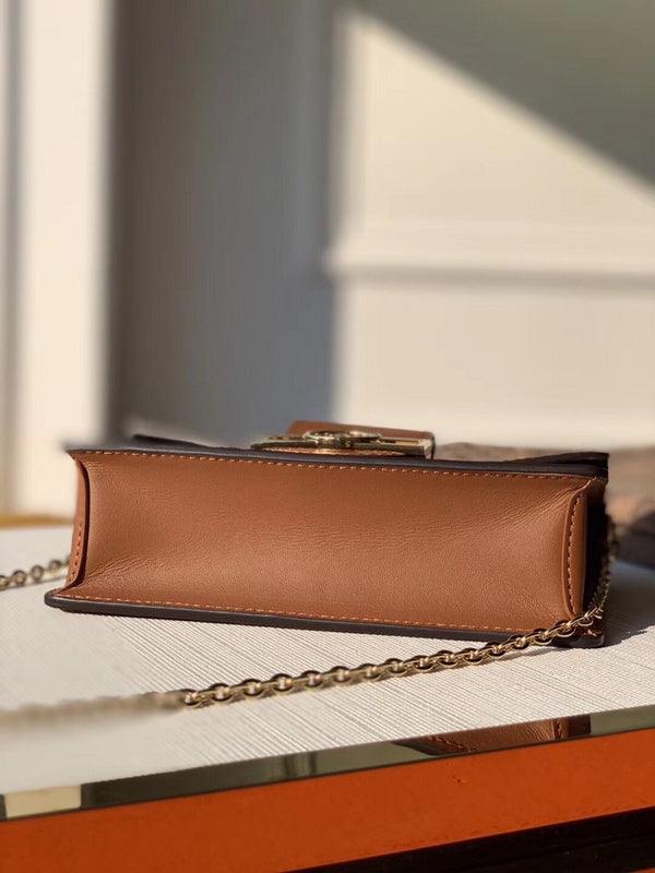 BFWD - LOV Bags - 1917 - tntwear1