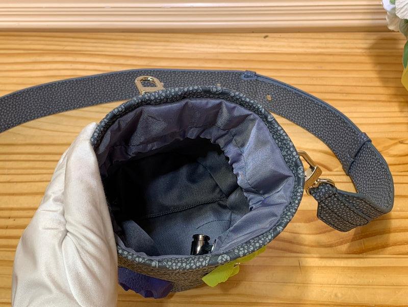 BFWD - LOV Bags - 1827 - tntwear1