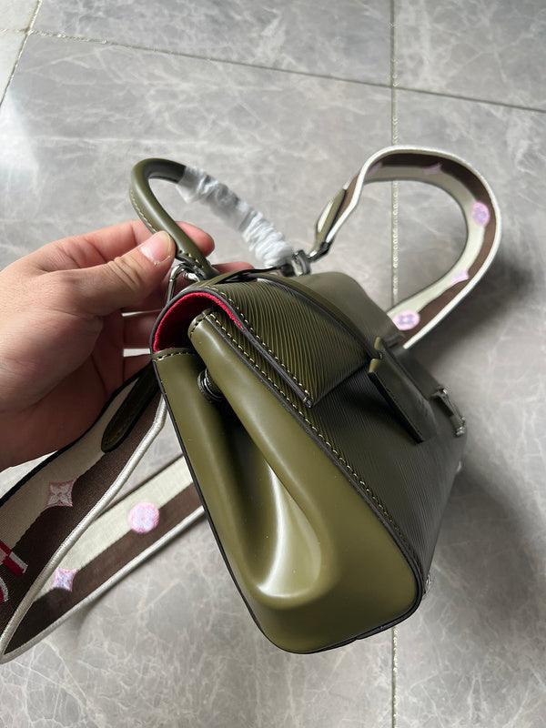 BFWD - LOV Bags - 2107 - tntwear1