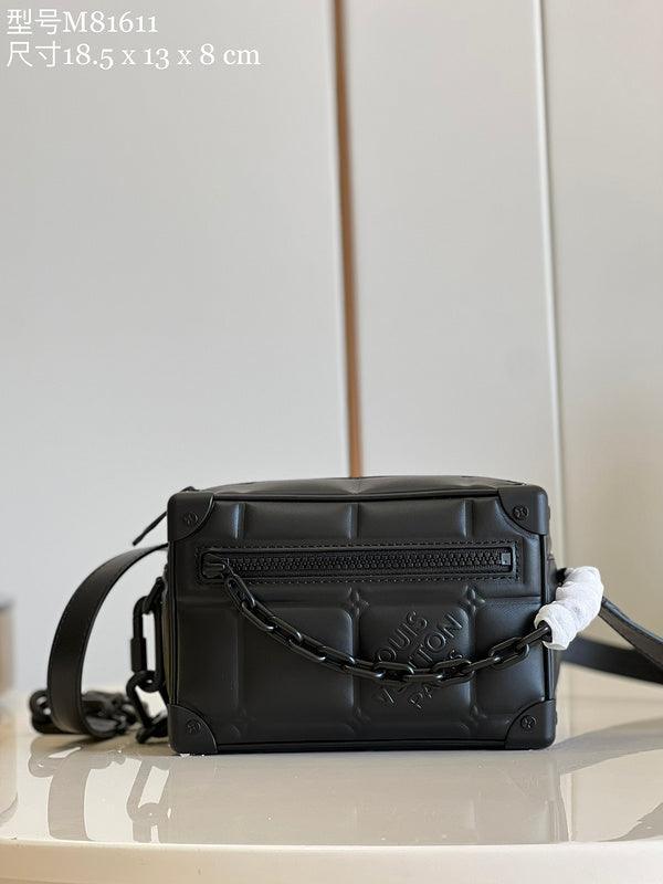 BFWD - LOV Bags - 1951 - tntwear1