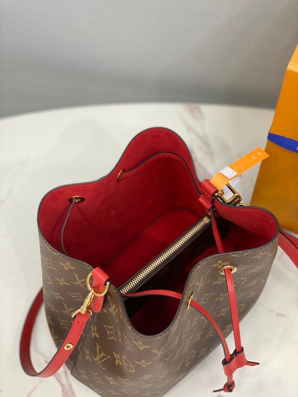 BFWD - LOV Bags - 1900 - tntwear1