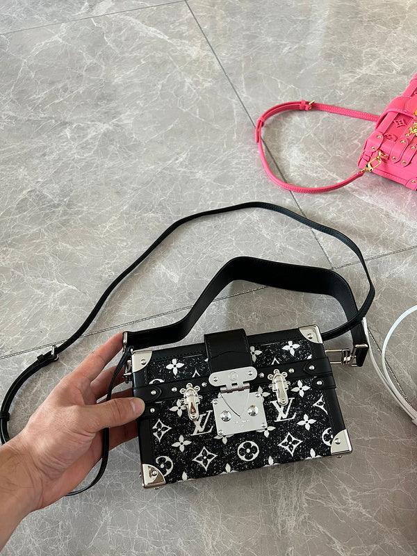 BFWD - LOV Bags - 2019 - tntwear1