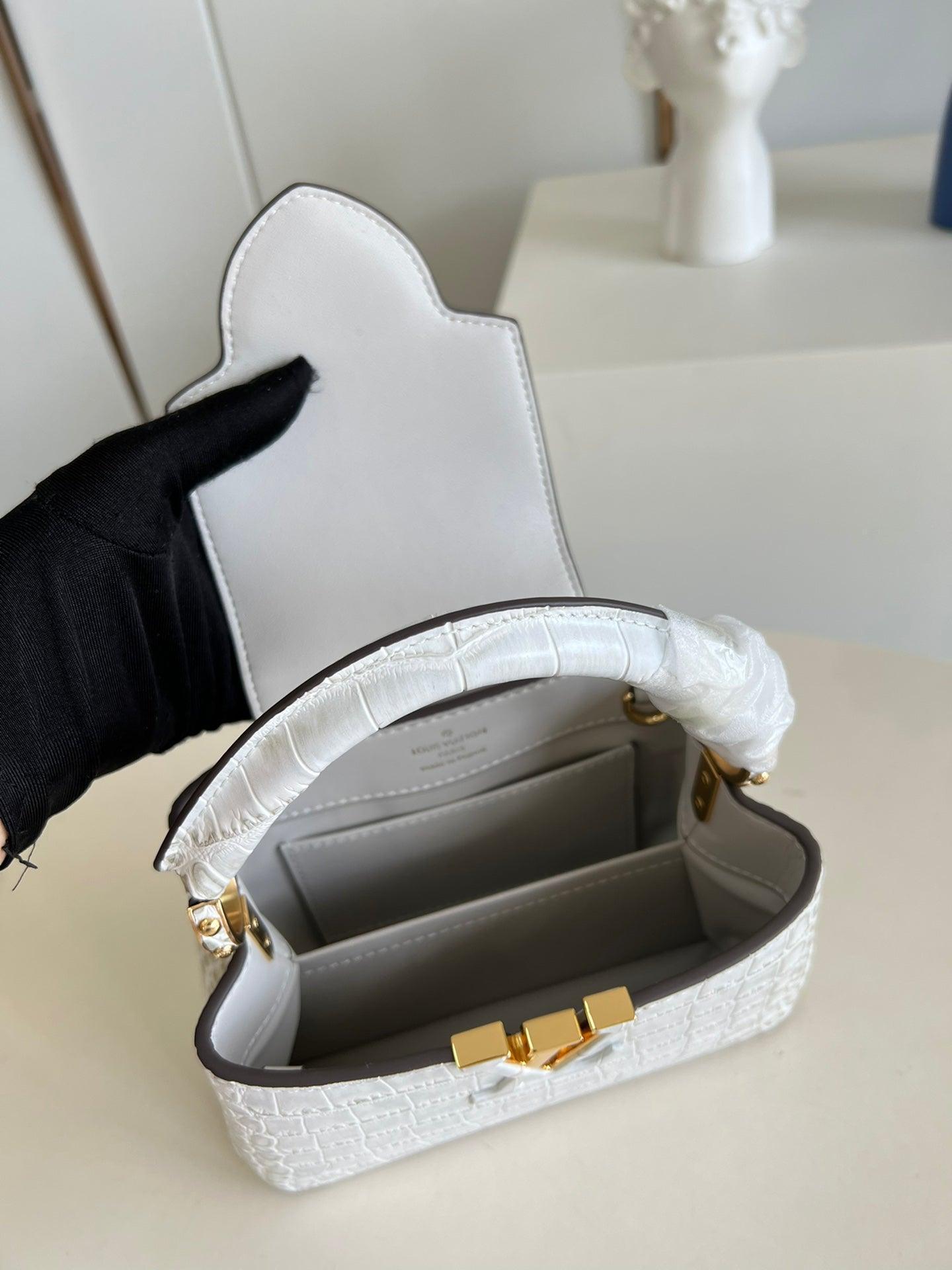 LV Capucines Monogram Flower M48865 - tntwear1
