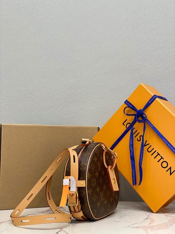 BFWD - LOV Bags - 1887 - tntwear1