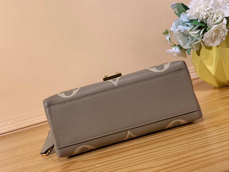 BFWD - LOV Bags - 1845 - tntwear1
