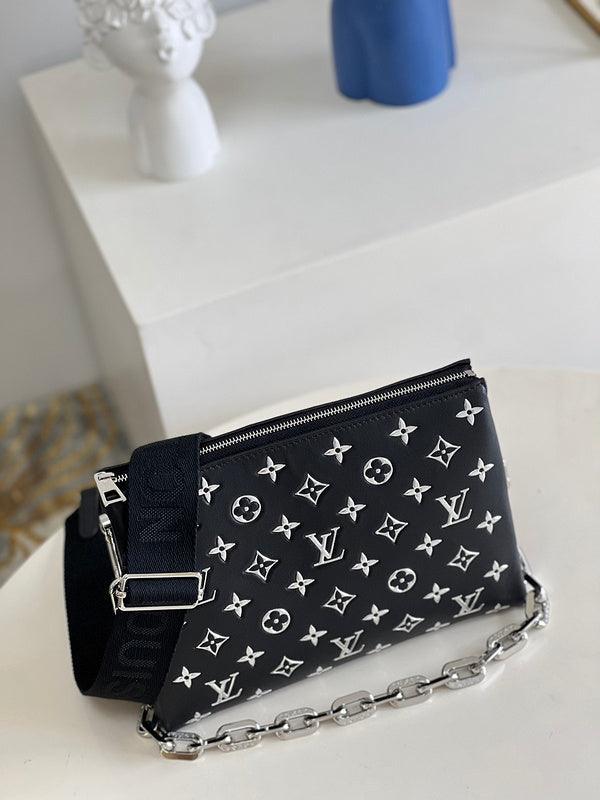BFWD - LOV Bags - 1949 - tntwear1