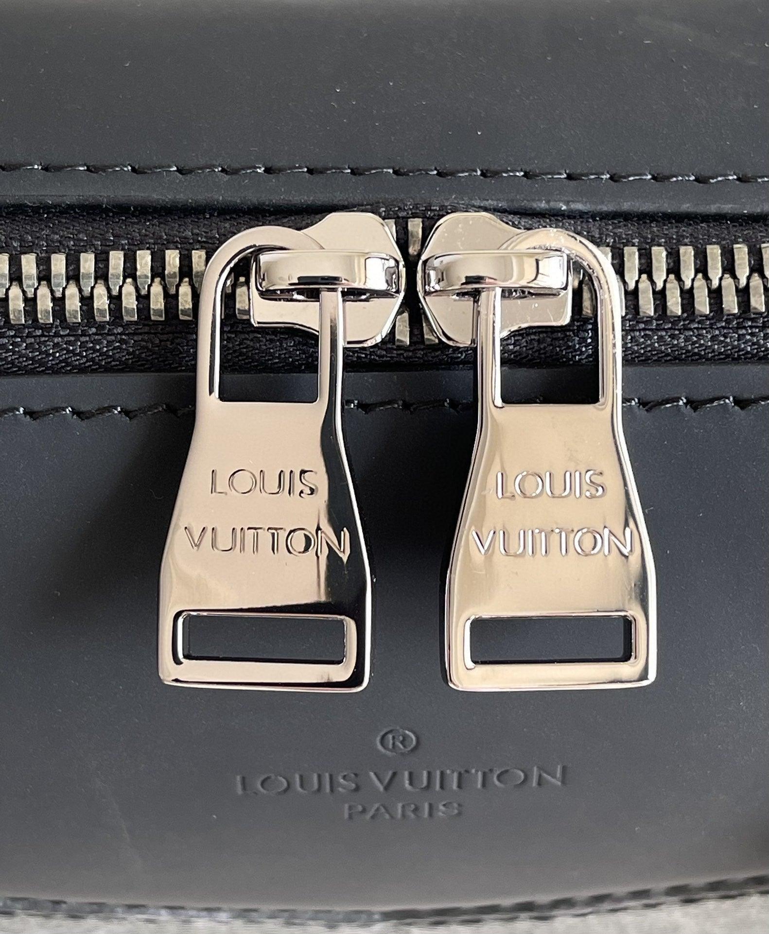 LV Eclipse Monogram Tote Explorer M40567 - tntwear1