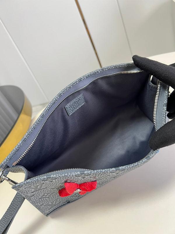 BFWD - LOV Bags - 2225 - tntwear1