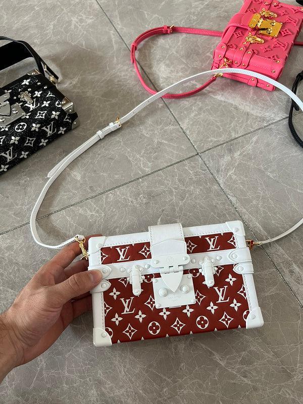 BFWD - LOV Bags - 2039 - tntwear1