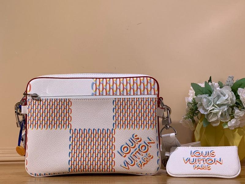 BFWD - LOV Bags - 2309 - tntwear1