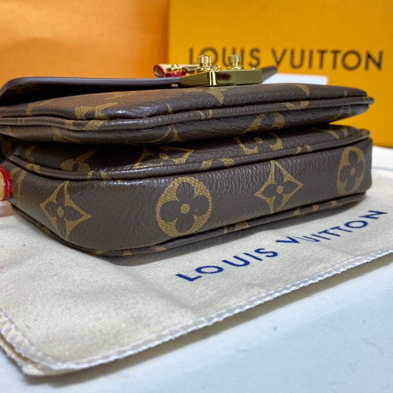 BFWD - LOV Bags - 2222 - tntwear1