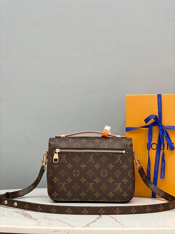 BFWD - LOV Bags - 1903 - tntwear1