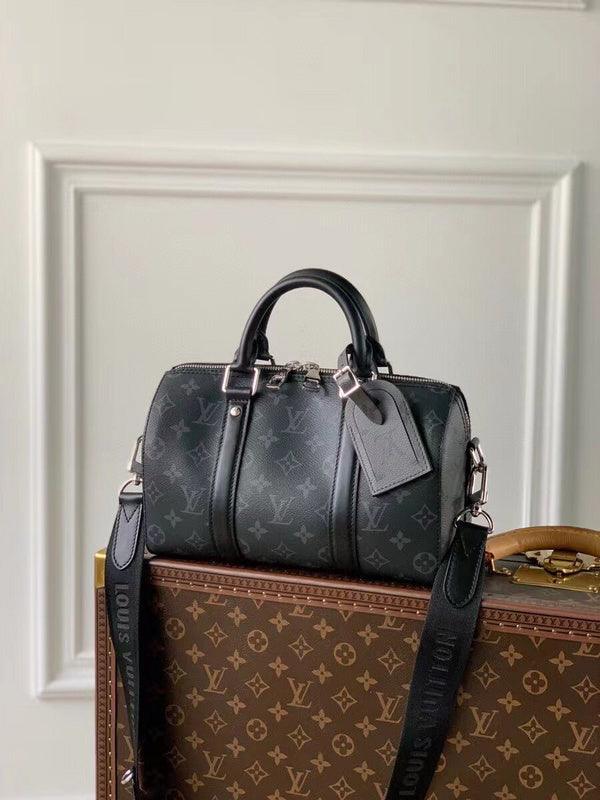 BFWD - LOV Bags - 1944 - tntwear1
