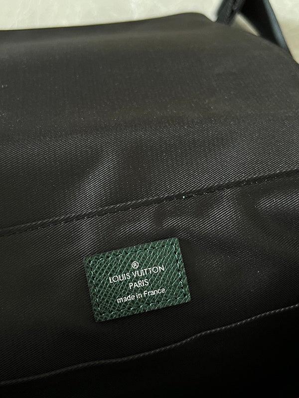 BFWD - LOV Bags - 1987 - tntwear1