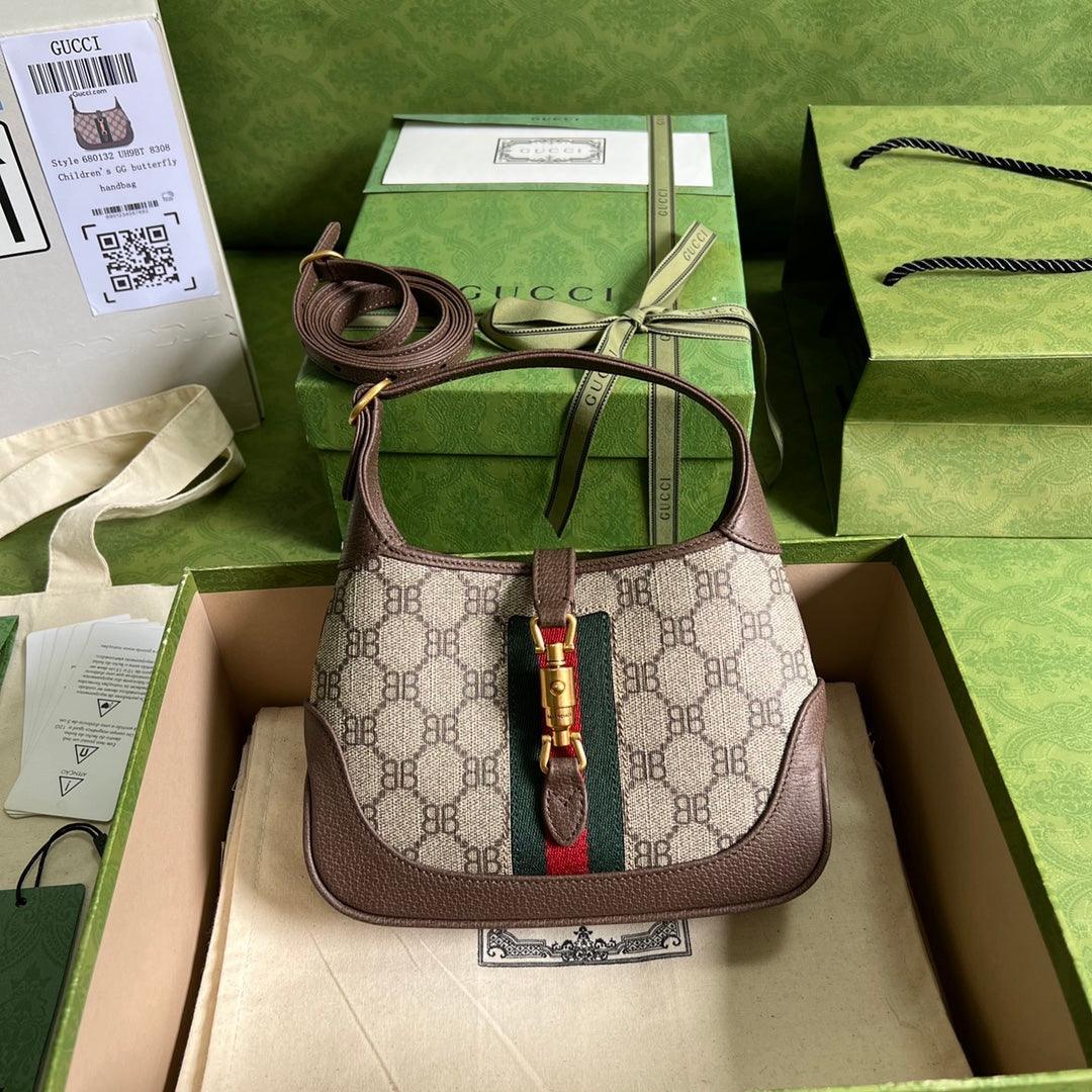 NB - Luxury Bag - 094 - tntwear1