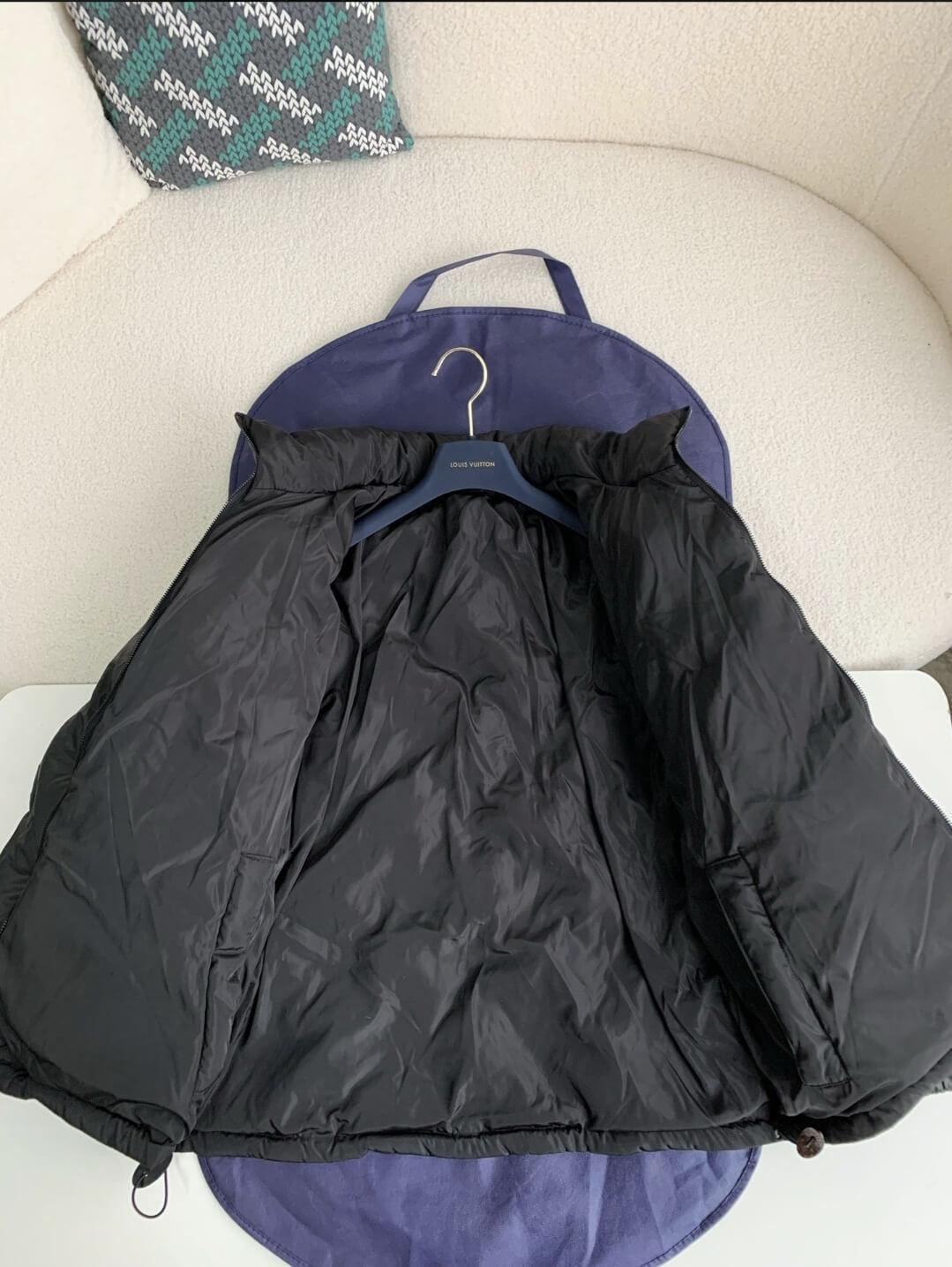 LV Glossy Puffer Jacket - tntwear1