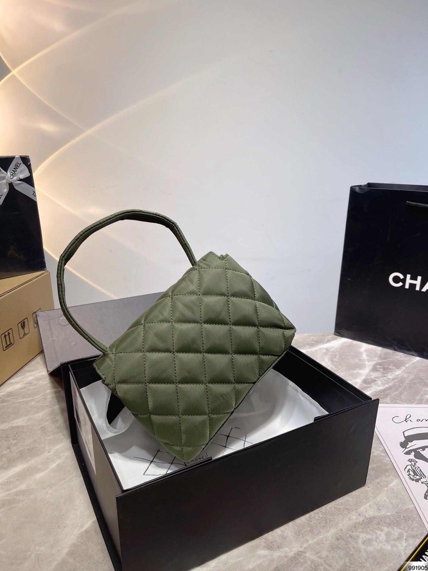 Sneakerhill - Luxury Edition Bags CH-L 311