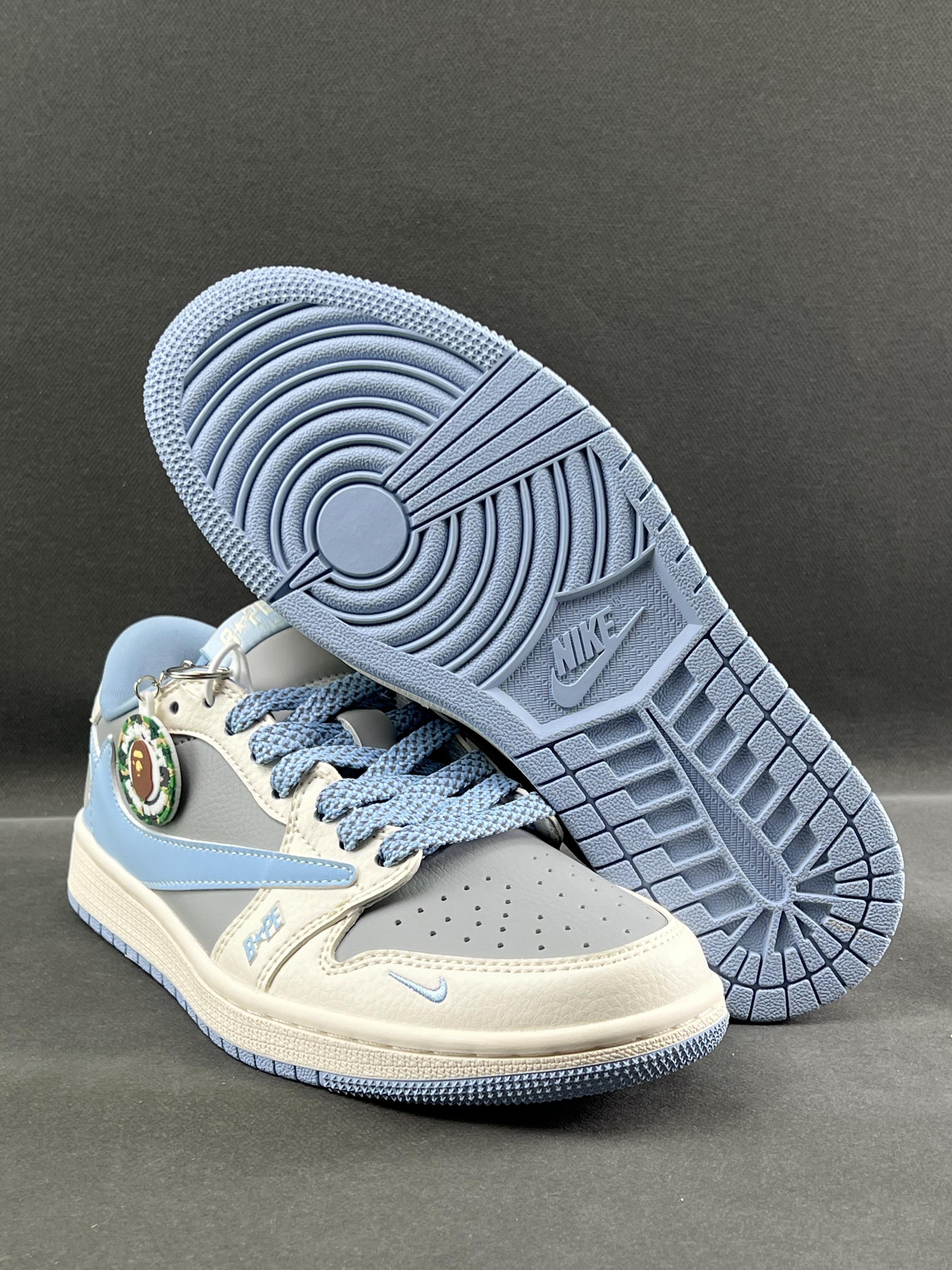 Custom Air Jordan 1 x Travis Scott x BAPE BB6588 104 tntwear1