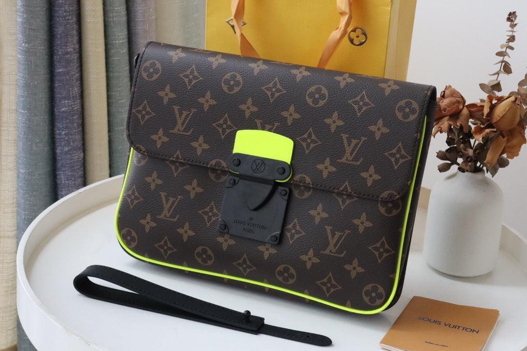 LV S LOCK A4 POUCH M80560 - tntwear1