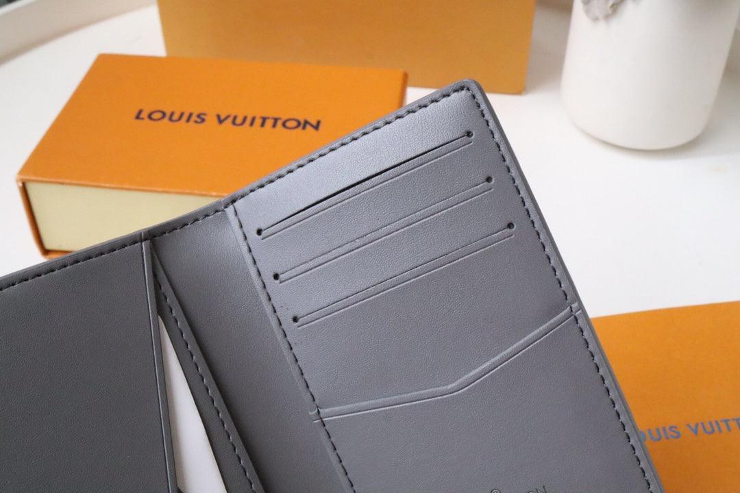 LV Wallet M81382 - tntwear1