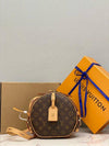 BFWD - LOV Bags - 1887 - tntwear1