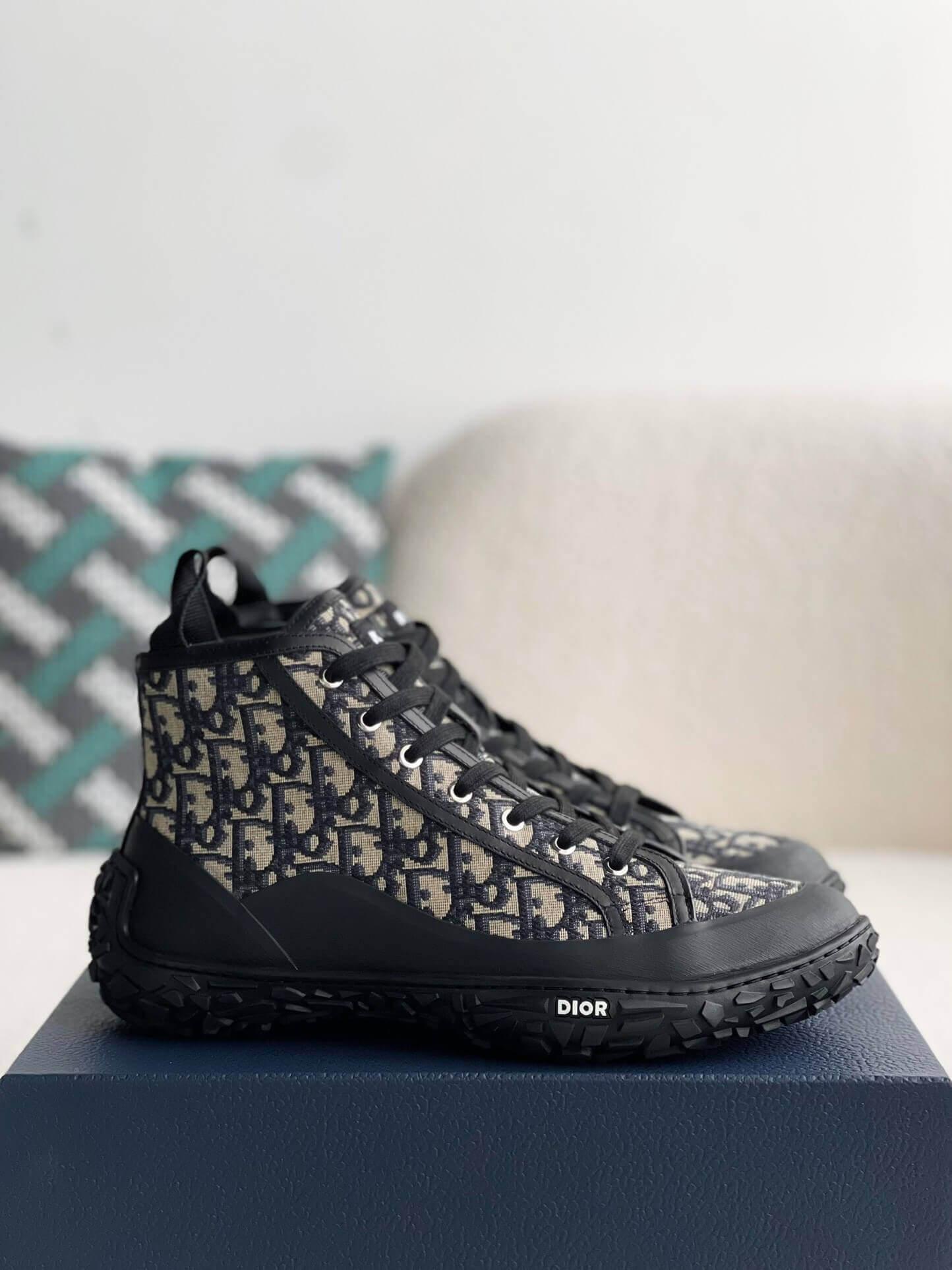 Dior B28 Black Beige Oblique High Top Trainer - tntwear1