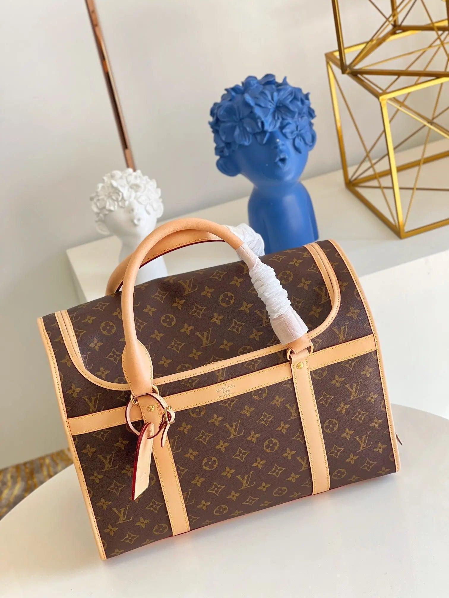 LV Monogram 660900 - tntwear1