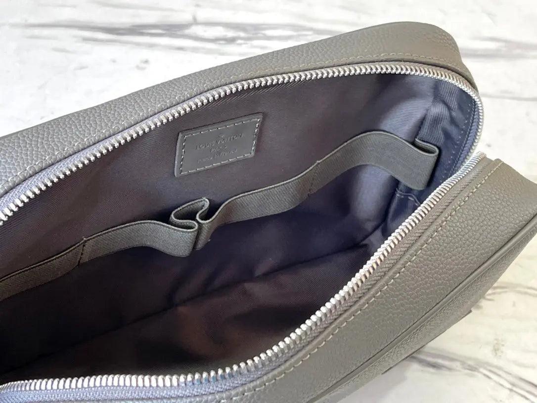 LV Monogram M20912 - tntwear1