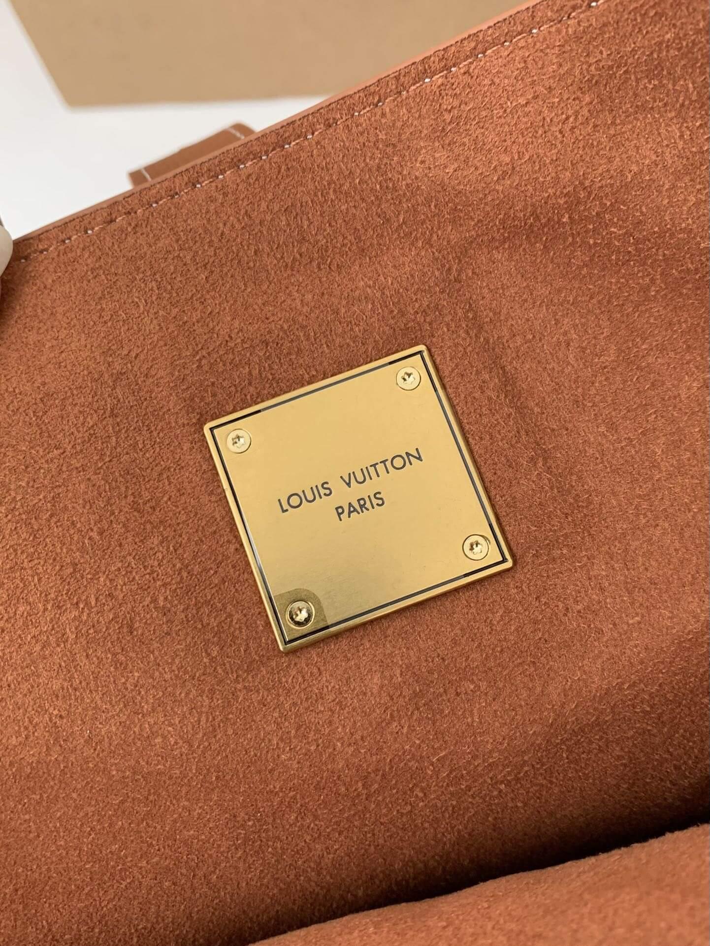 Louis Vuitton Low Key Cabas MM Cognac Women Hangbag - tntwear1